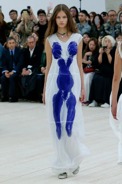 Look 6